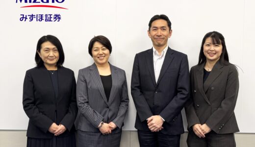 みずほ証券が4拠点400名に展開した研修DX。VideoTouchとAIロープレの同時導入で「恥ずかしさ」と「待機時間」を解消